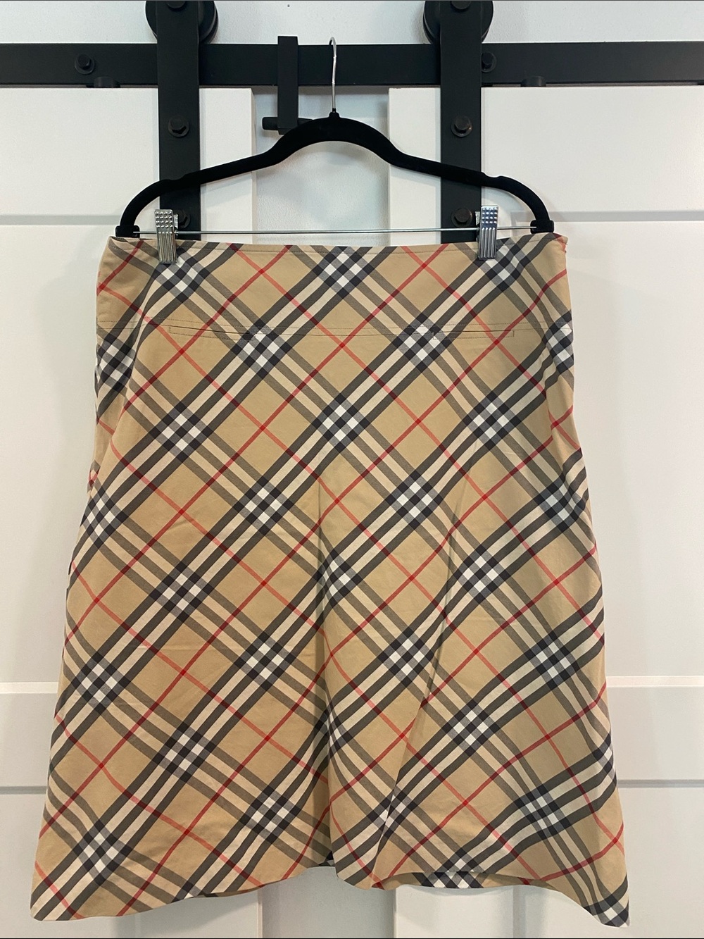 Burberry Beige Plaid authentic skirt with traditional Burberry pattern. Size 10